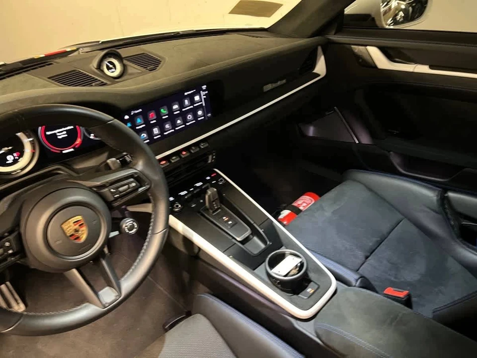 2024 Porsche 992 Dakar - Image 4 of 5