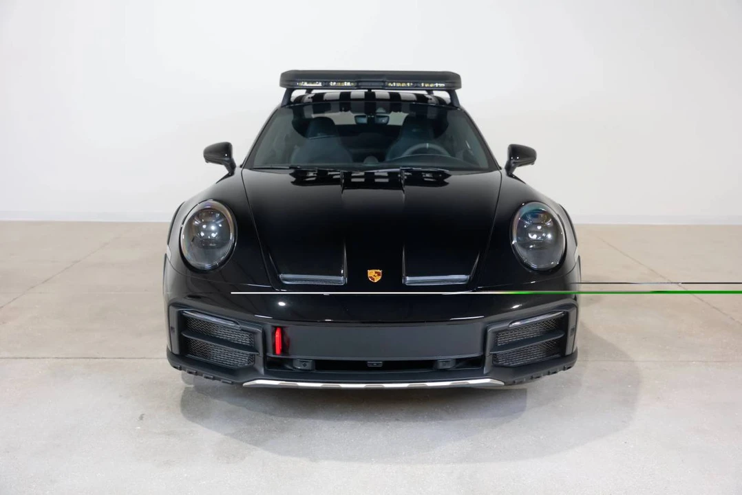 2024 Porsche 992 Dakar - Image 3 of 4