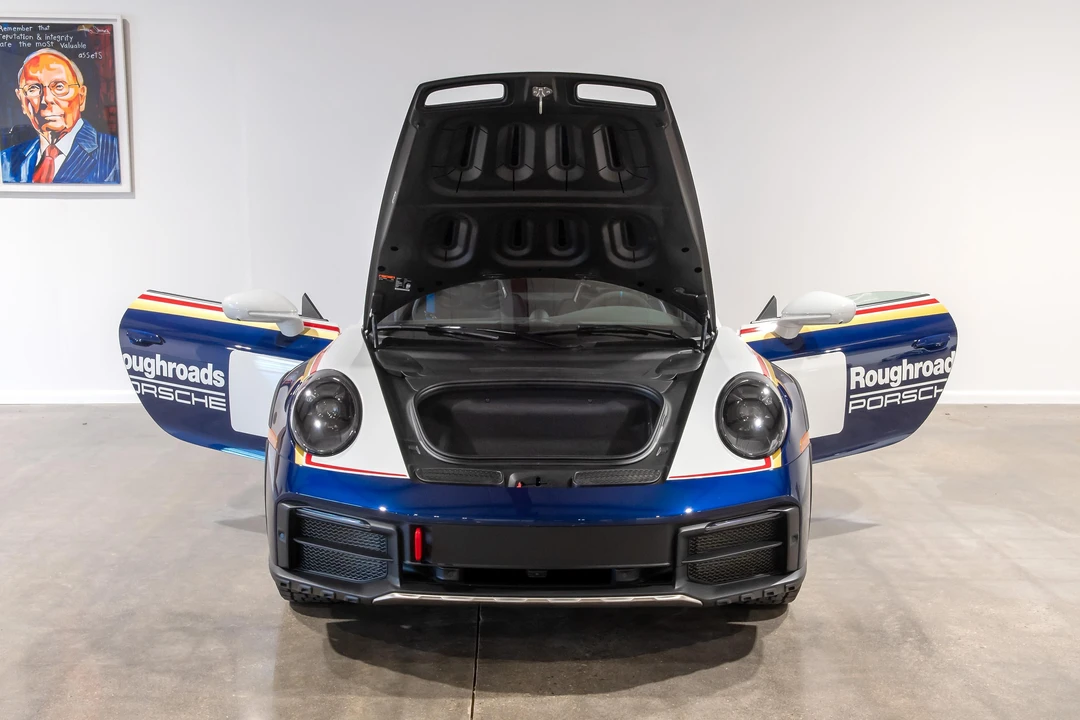 2024 Porsche 992 Dakar - Image 8 of 31