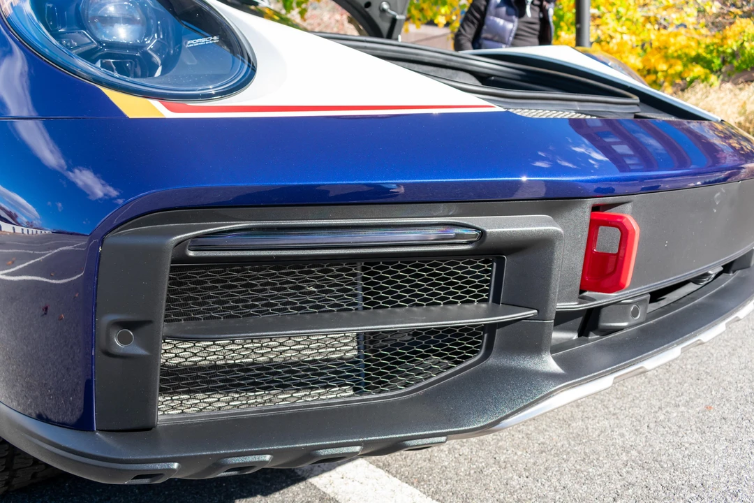 2024 Porsche 992 Dakar - Image 31 of 31