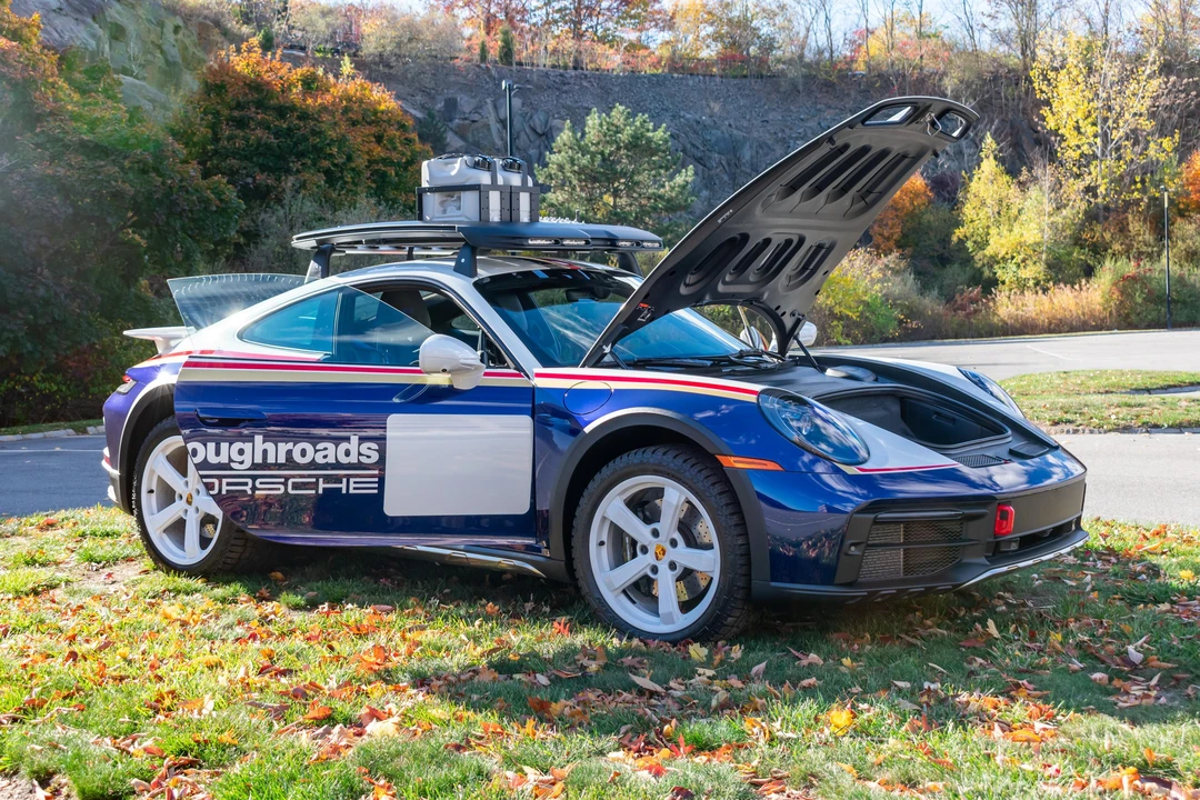 2024 Porsche 992 Dakar - Image 27 of 31
