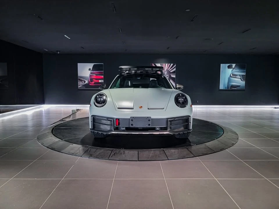 2024 Porsche 992 Dakar - Image 2 of 20