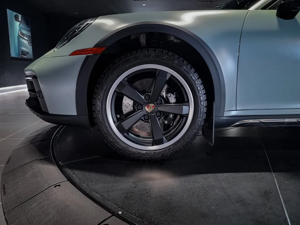 2024 Porsche 992 Dakar - Image 9 of 20