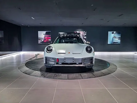 2024 Porsche 911 Dakar