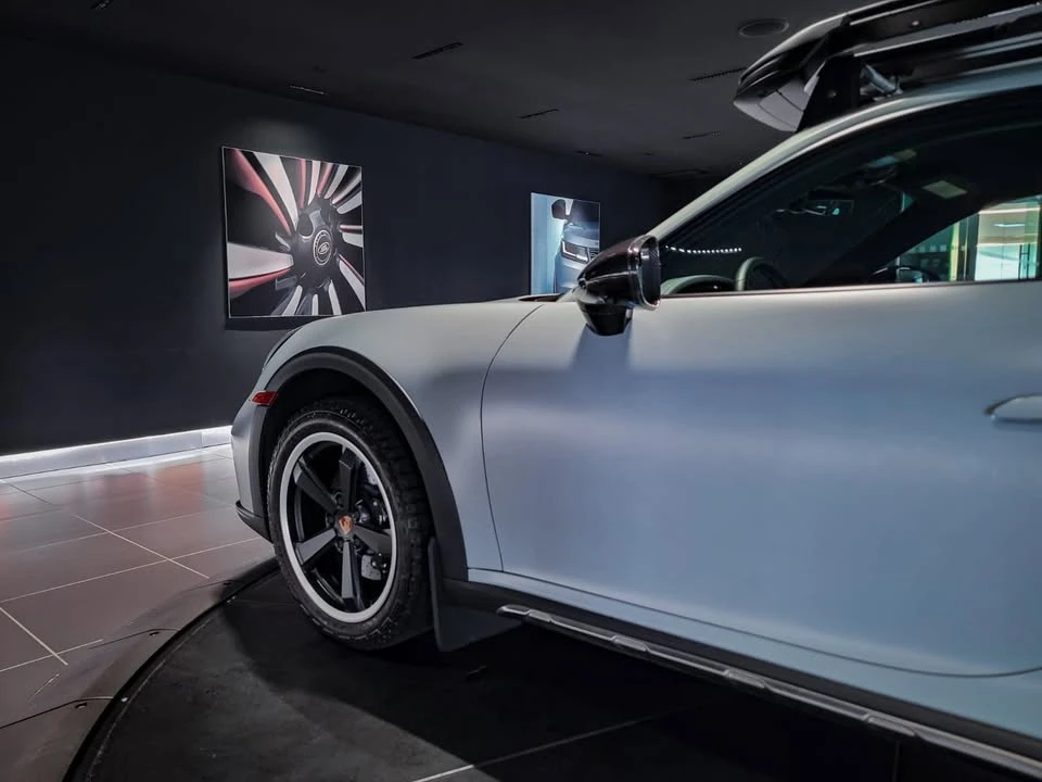 2024 Porsche 992 Dakar - Image 8 of 19