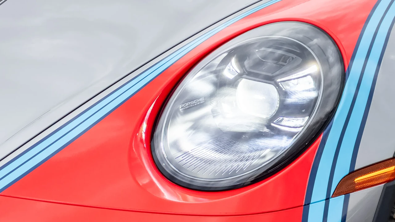 2024 Porsche 992 Dakar - Image 12 of 31