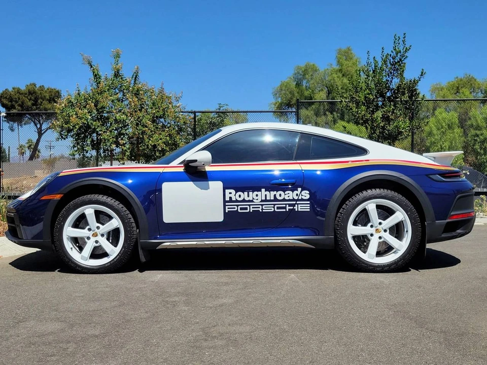 2024 Porsche 992 Dakar - Image 2 of 4