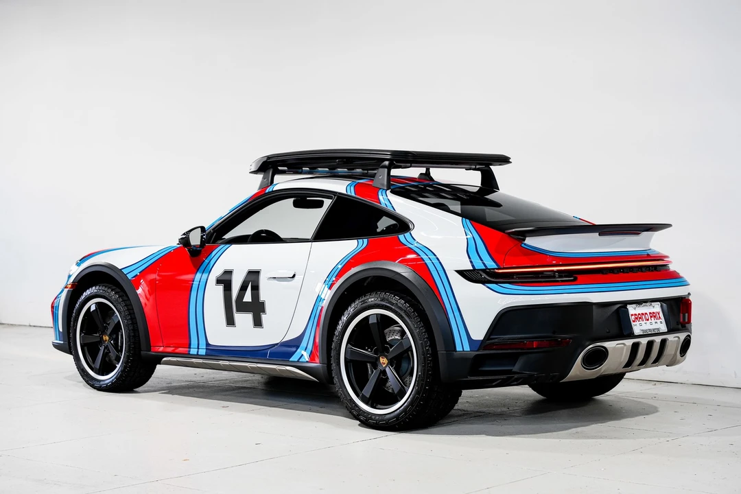 2024 Porsche 992 Dakar - Image 9 of 12