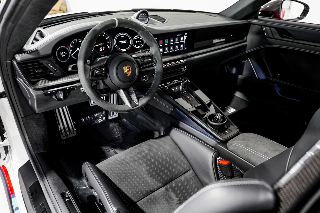 2024 Porsche 992 Dakar - Image 10 of 12