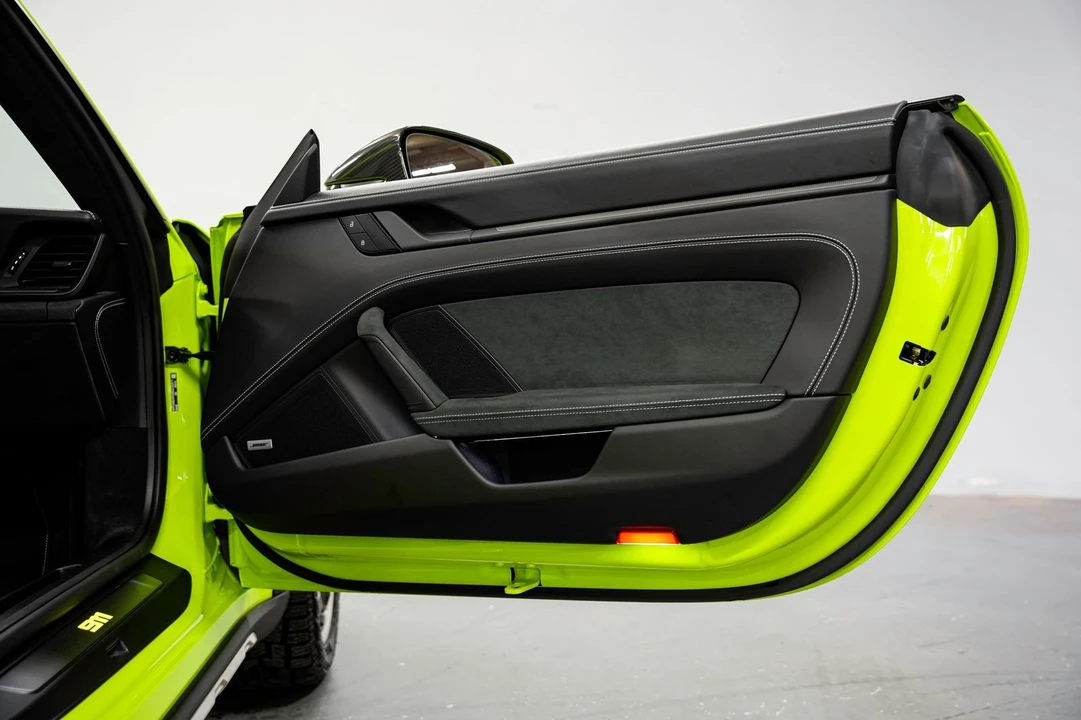 2024 Porsche 992 Dakar - Image 29 of 31
