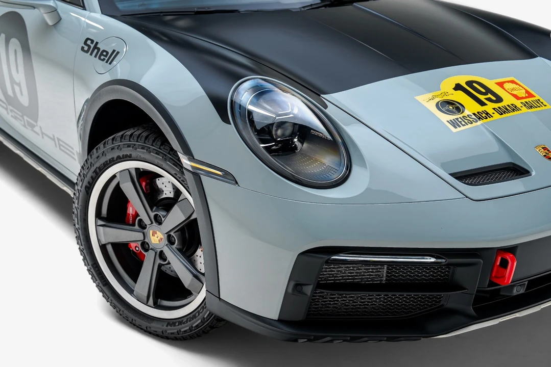 2024 Porsche 992 Dakar - Image 23 of 31