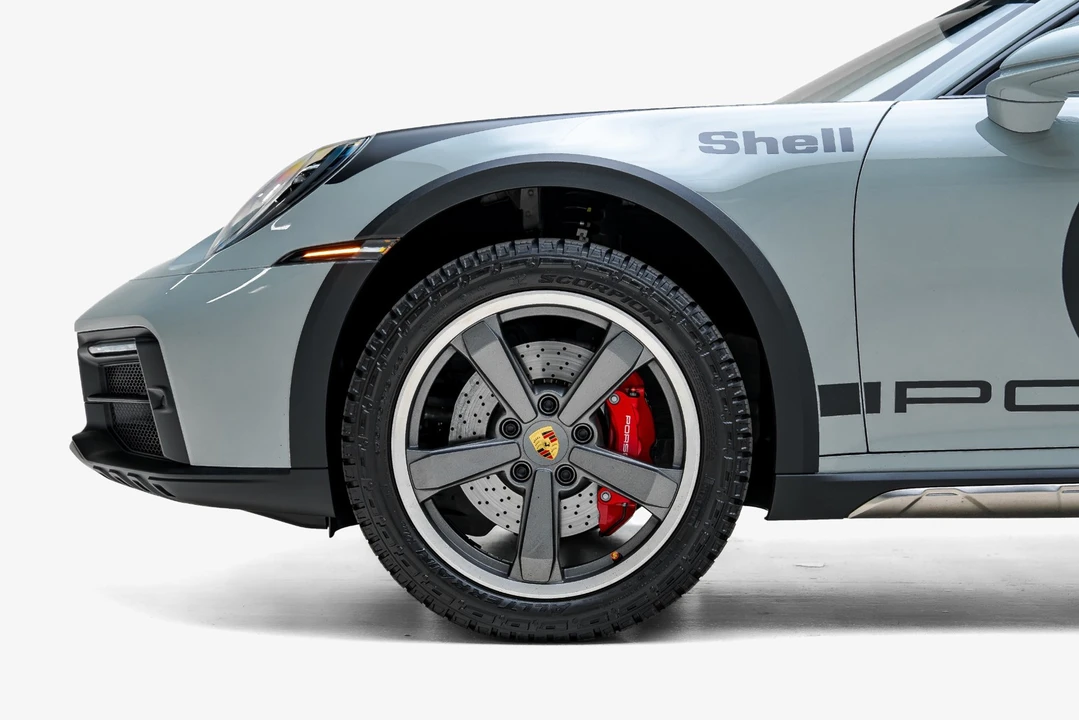 2024 Porsche 992 Dakar - Image 22 of 31