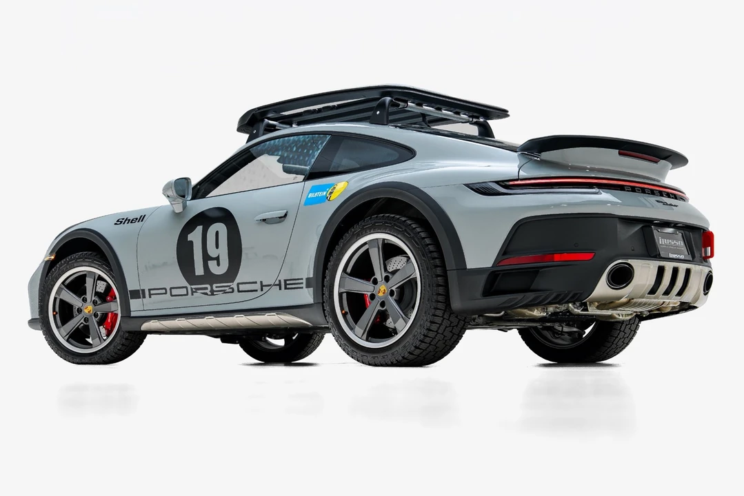 2024 Porsche 992 Dakar - Image 15 of 31