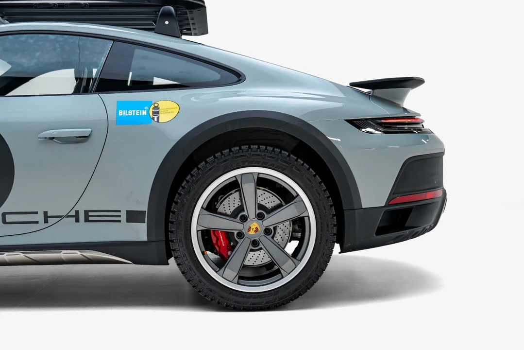2024 Porsche 992 Dakar - Image 19 of 31