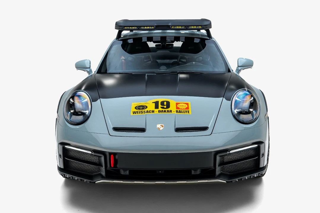 2024 Porsche 992 Dakar - Image 9 of 31