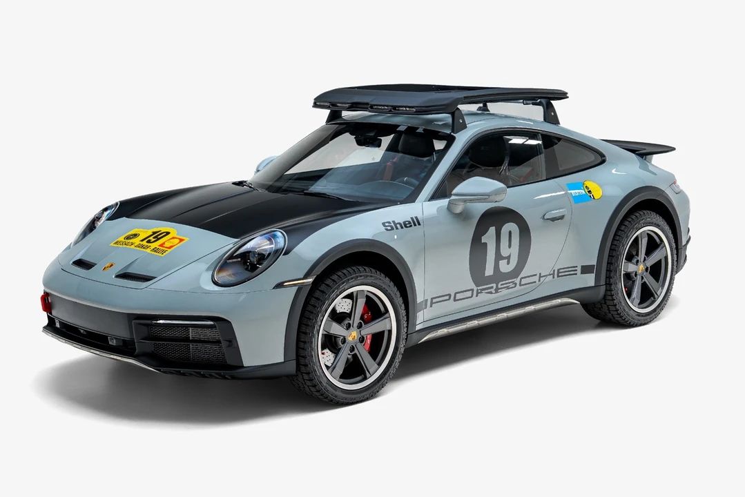 2024 Porsche 992 Dakar - Image 8 of 31
