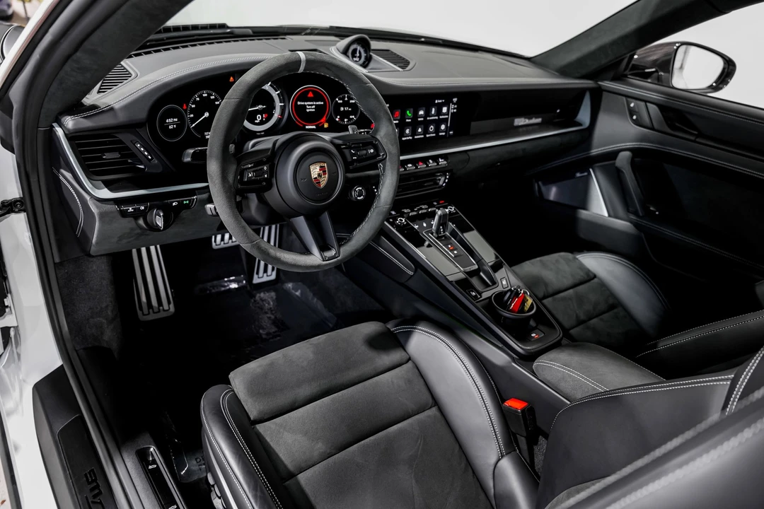 2024 Porsche 992 Dakar - Image 9 of 12