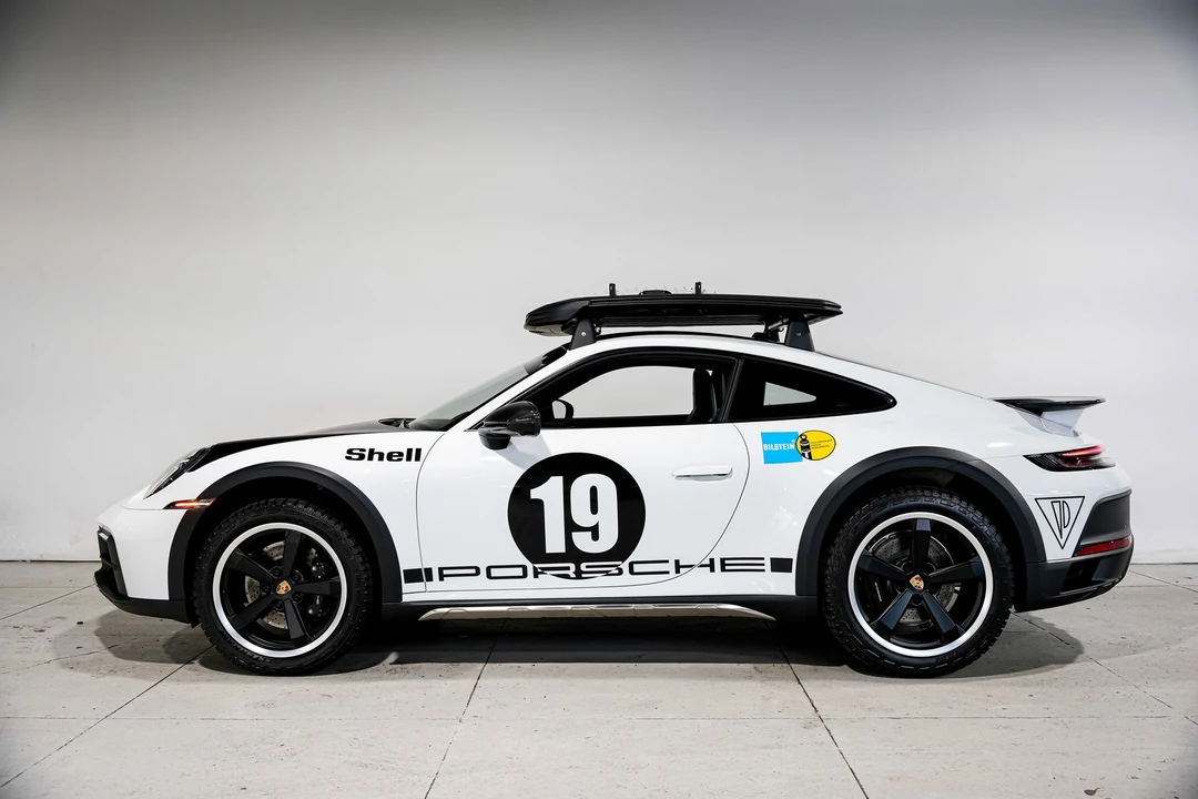 2024 Porsche 992 Dakar - Image 7 of 12