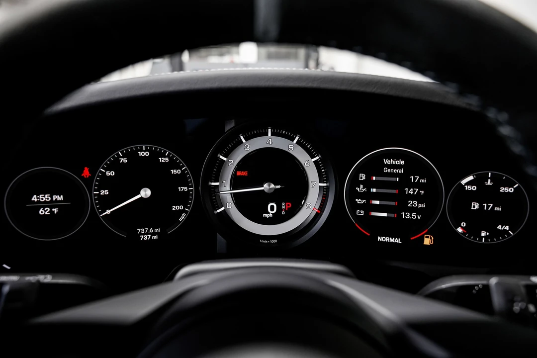 2024 Porsche 992 Dakar - Image 11 of 12