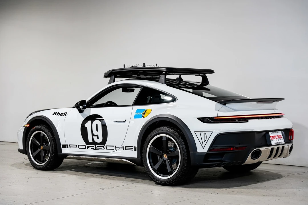 2024 Porsche 992 Dakar - Image 8 of 12
