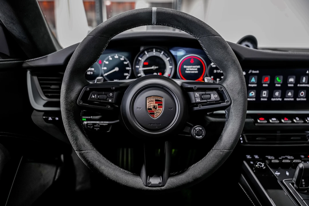 2024 Porsche 992 Dakar - Image 10 of 12