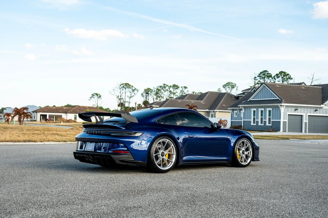 2024 Porsche 992 GT3 - Image 3 of 31