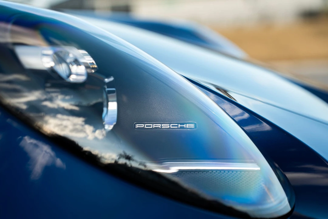 2024 Porsche 992 GT3 - Image 7 of 31