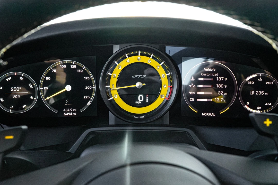2024 Porsche 992 GT3 - Image 21 of 31