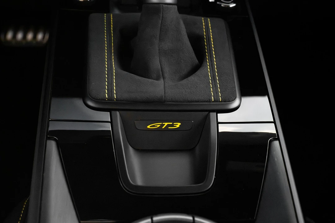 2024 Porsche 992 GT3 - Image 23 of 31