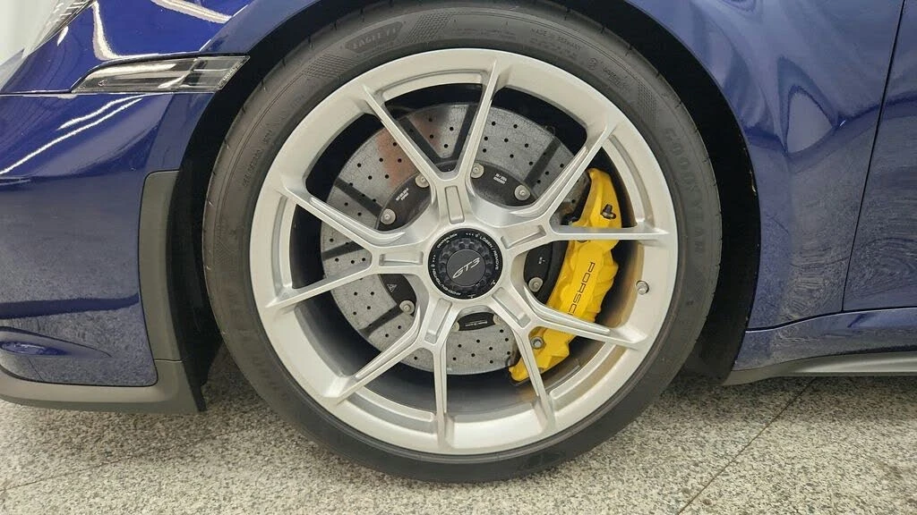 2024 Porsche 992 GT3 - Image 13 of 31
