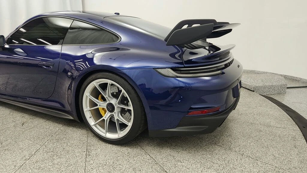 2024 Porsche 992 GT3 - Image 19 of 31