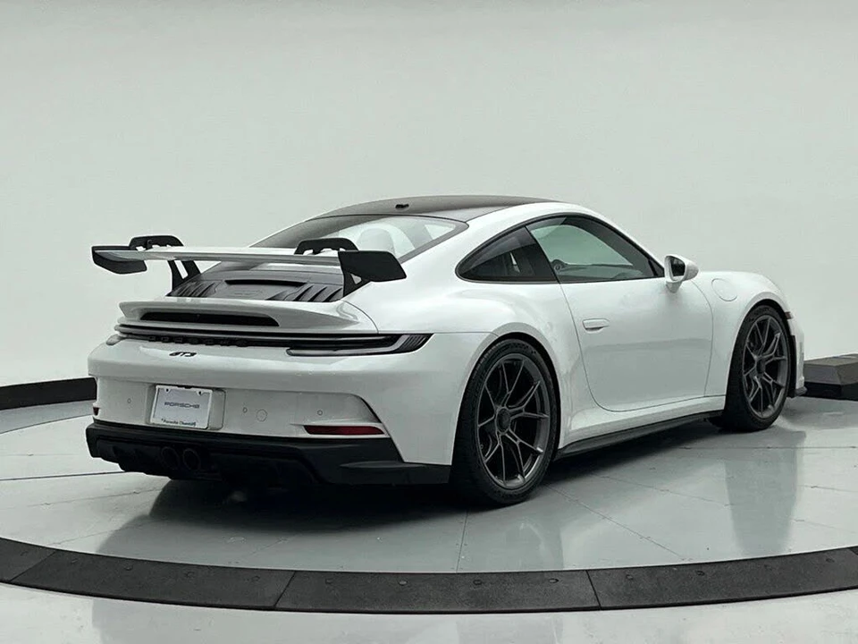 2024 Porsche 992 GT3 - Image 10 of 31