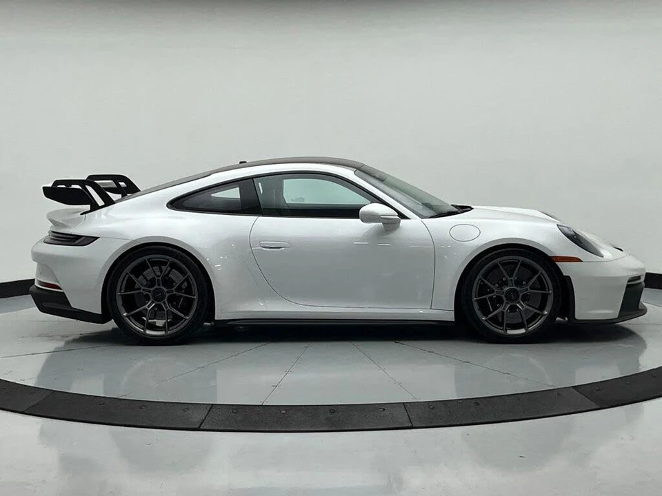 2024 Porsche 992 GT3 - Image 6 of 31