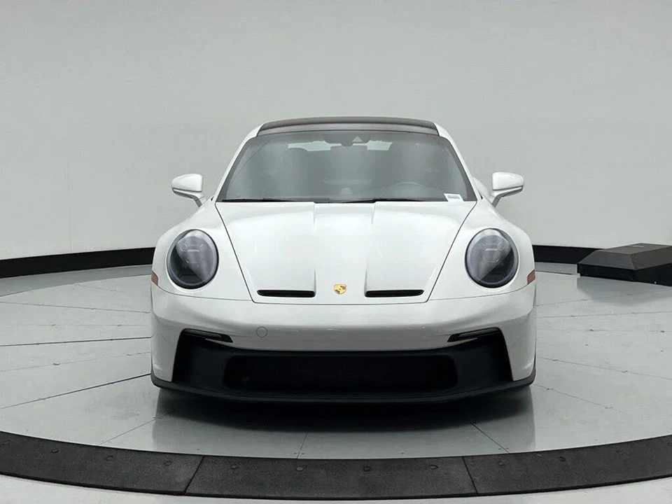 2024 Porsche 992 GT3 - Image 8 of 31