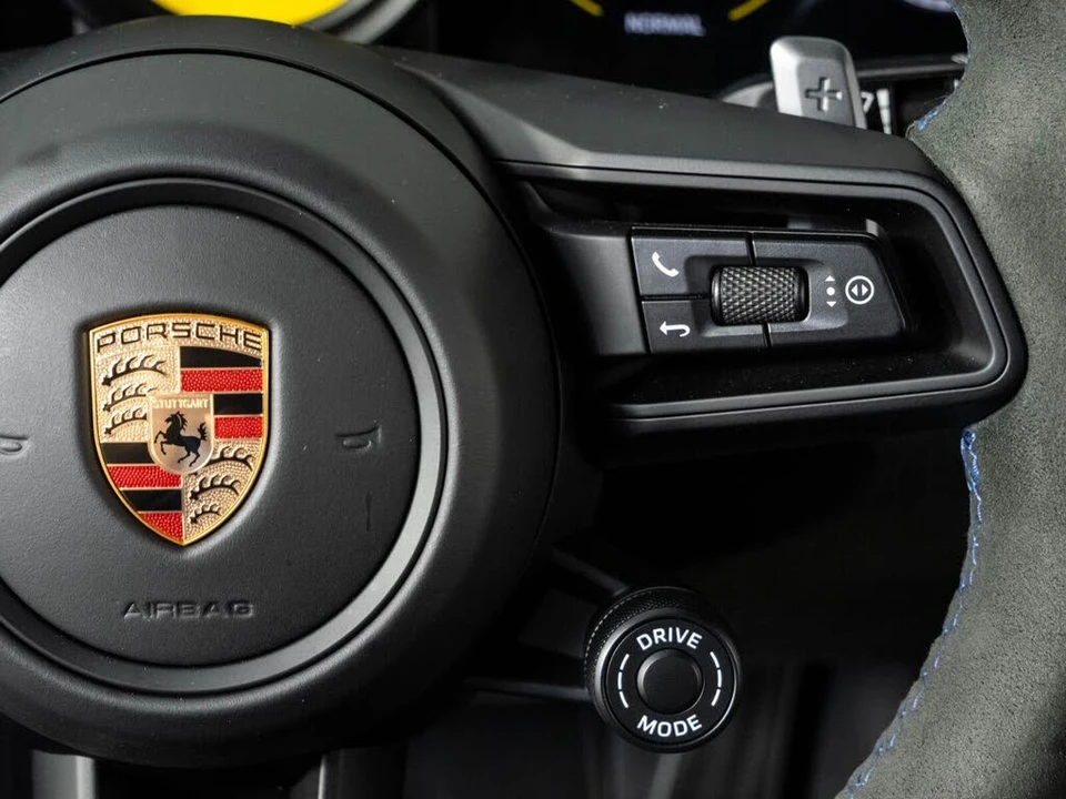 2024 Porsche 992 GT3 - Image 11 of 31