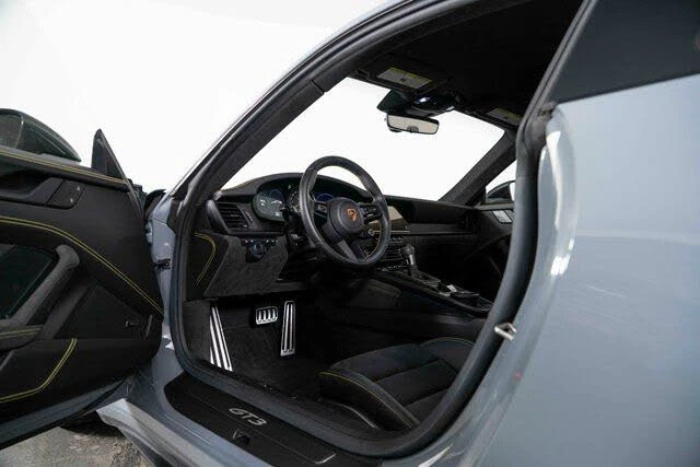 2024 Porsche 992 GT3 - Image 16 of 29