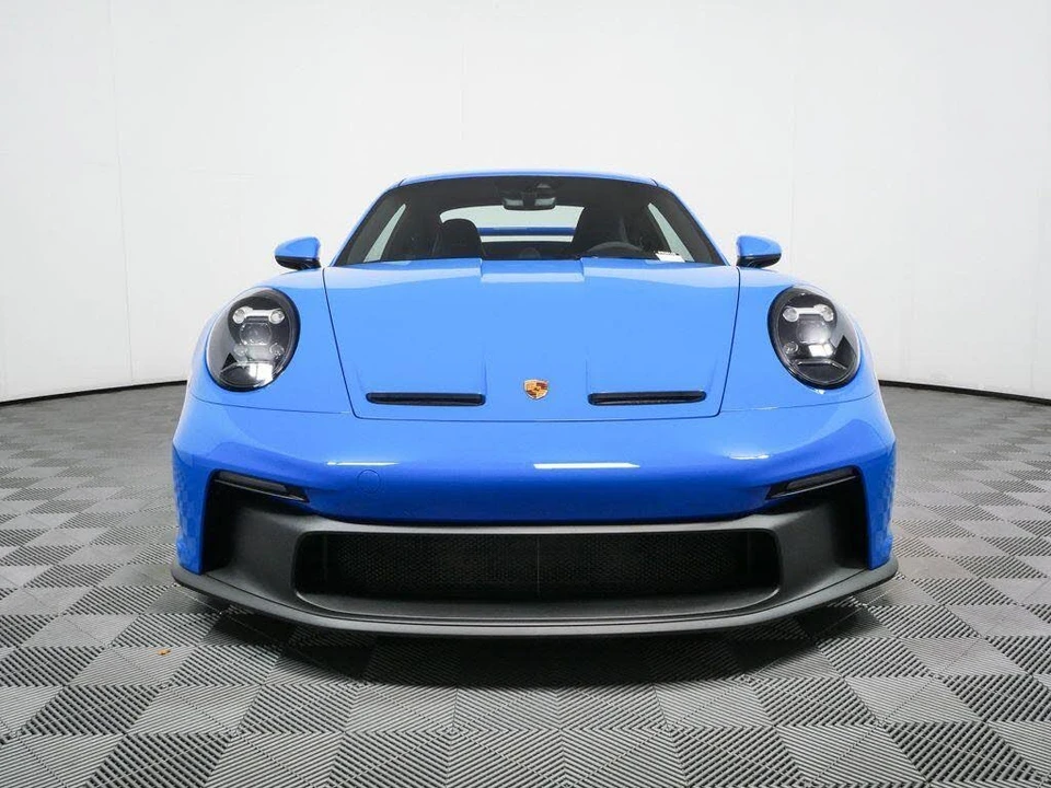 2024 Porsche 992 GT3 - Image 29 of 31