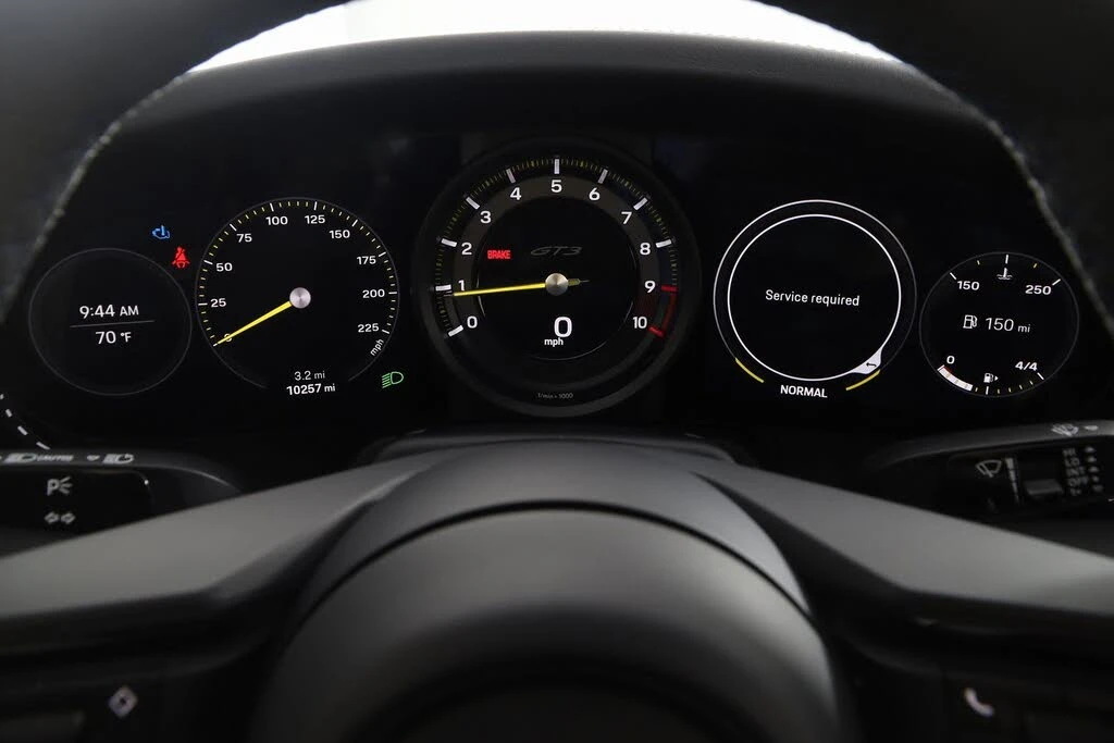 2024 Porsche 992 GT3 - Image 25 of 31