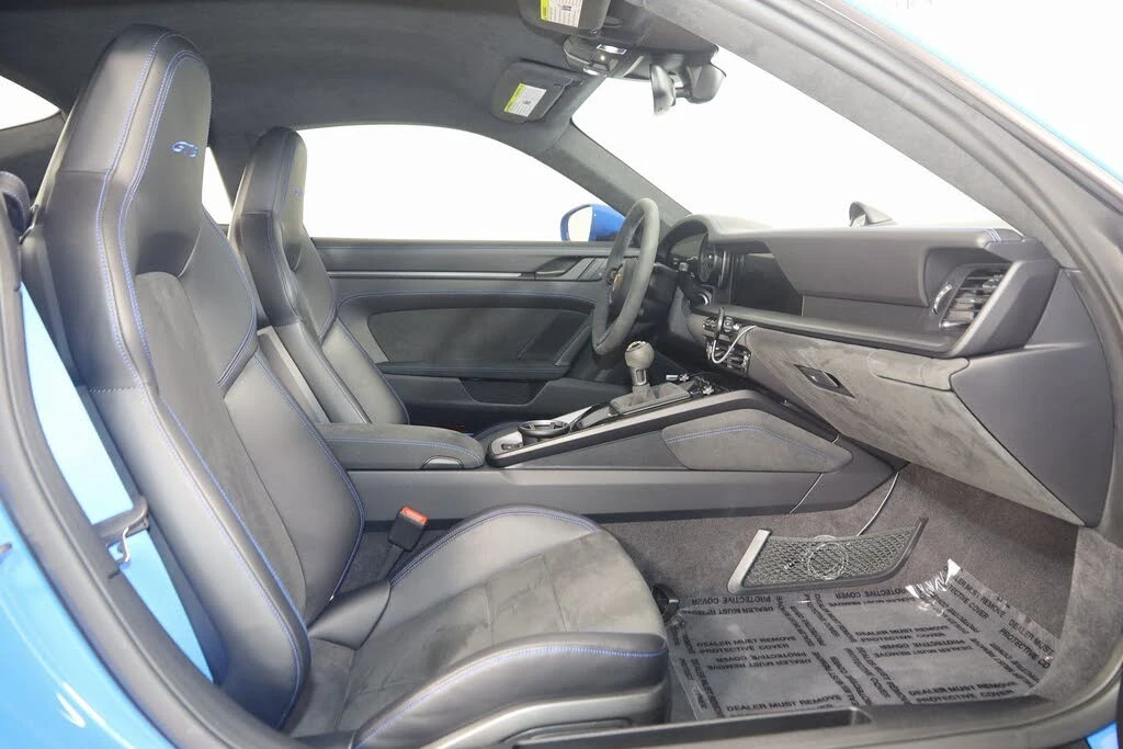 2024 Porsche 992 GT3 - Image 12 of 31
