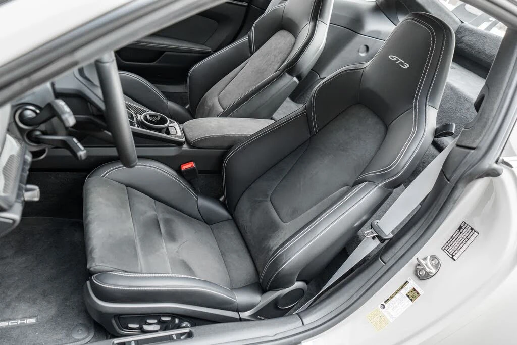 2024 Porsche 992 GT3 - Image 25 of 31