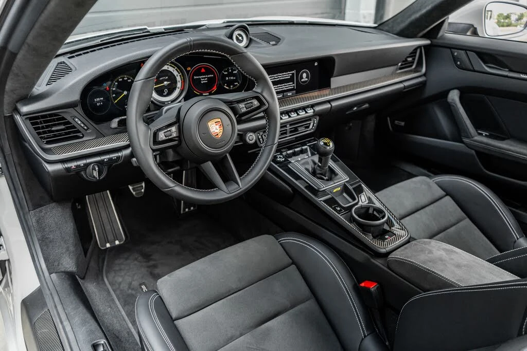 2024 Porsche 992 GT3 - Image 29 of 31