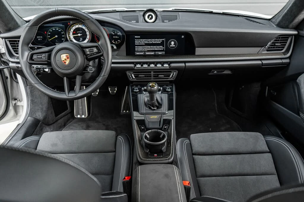 2024 Porsche 992 GT3 - Image 4 of 31