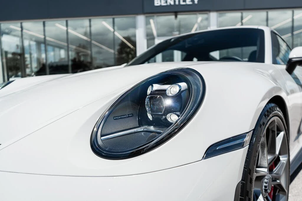 2024 Porsche 992 GT3 - Image 22 of 31