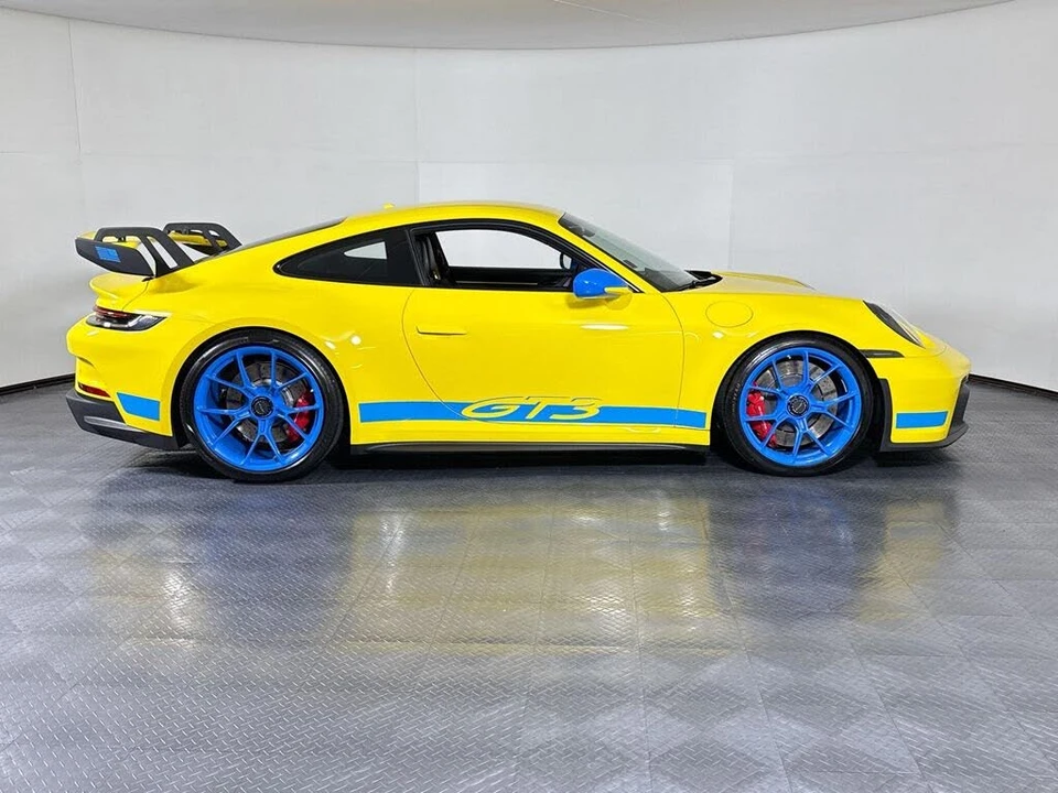 2024 Porsche 992 GT3 - Image 8 of 31