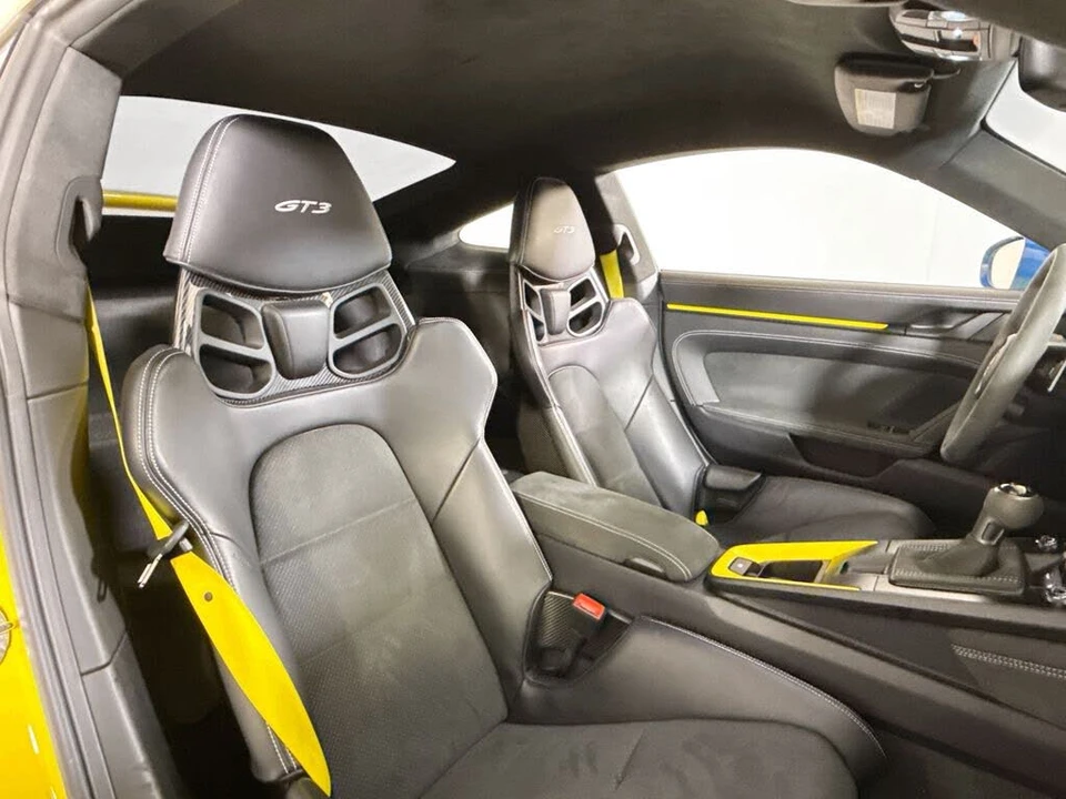 2024 Porsche 992 GT3 - Image 18 of 31