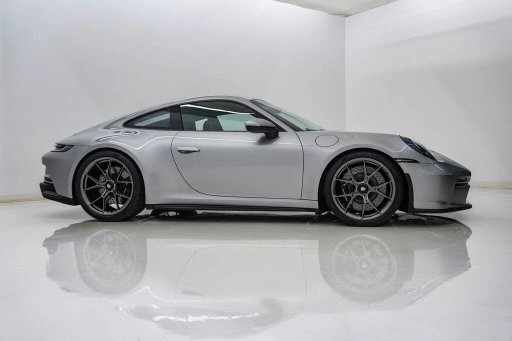 2024 Porsche 992 GT3 - Image 9 of 31