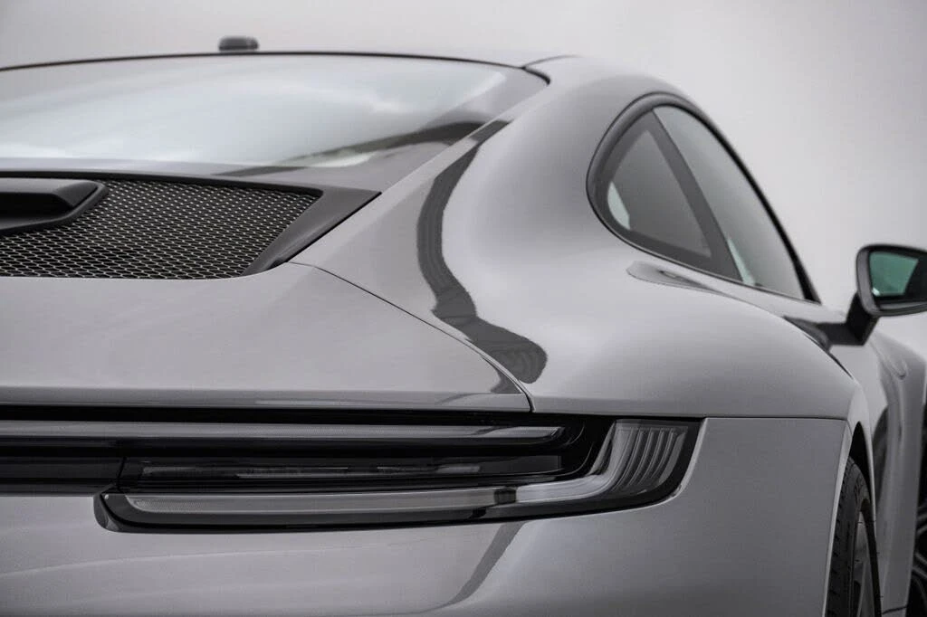 2024 Porsche 992 GT3 - Image 12 of 31