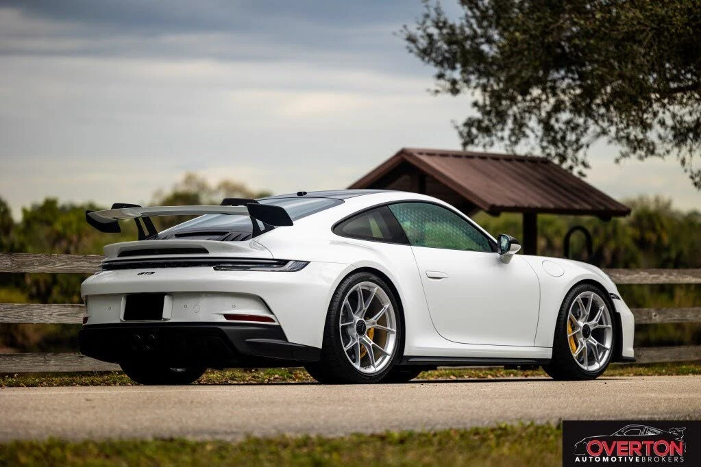 2024 Porsche 992 GT3 - Image 3 of 31