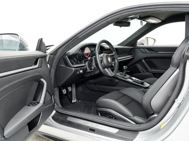 2024 Porsche 992 GT3 - Image 7 of 31