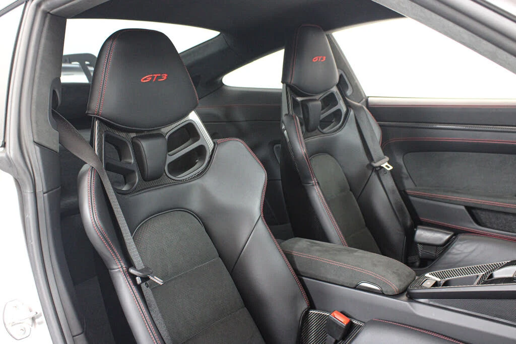 2024 Porsche 992 GT3 - Image 25 of 31